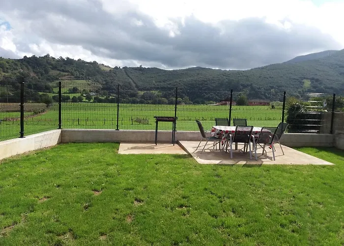 La Casuca Расинес